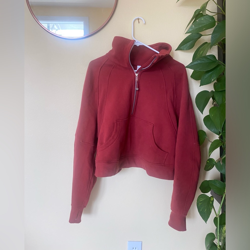 Lululemon Scuba